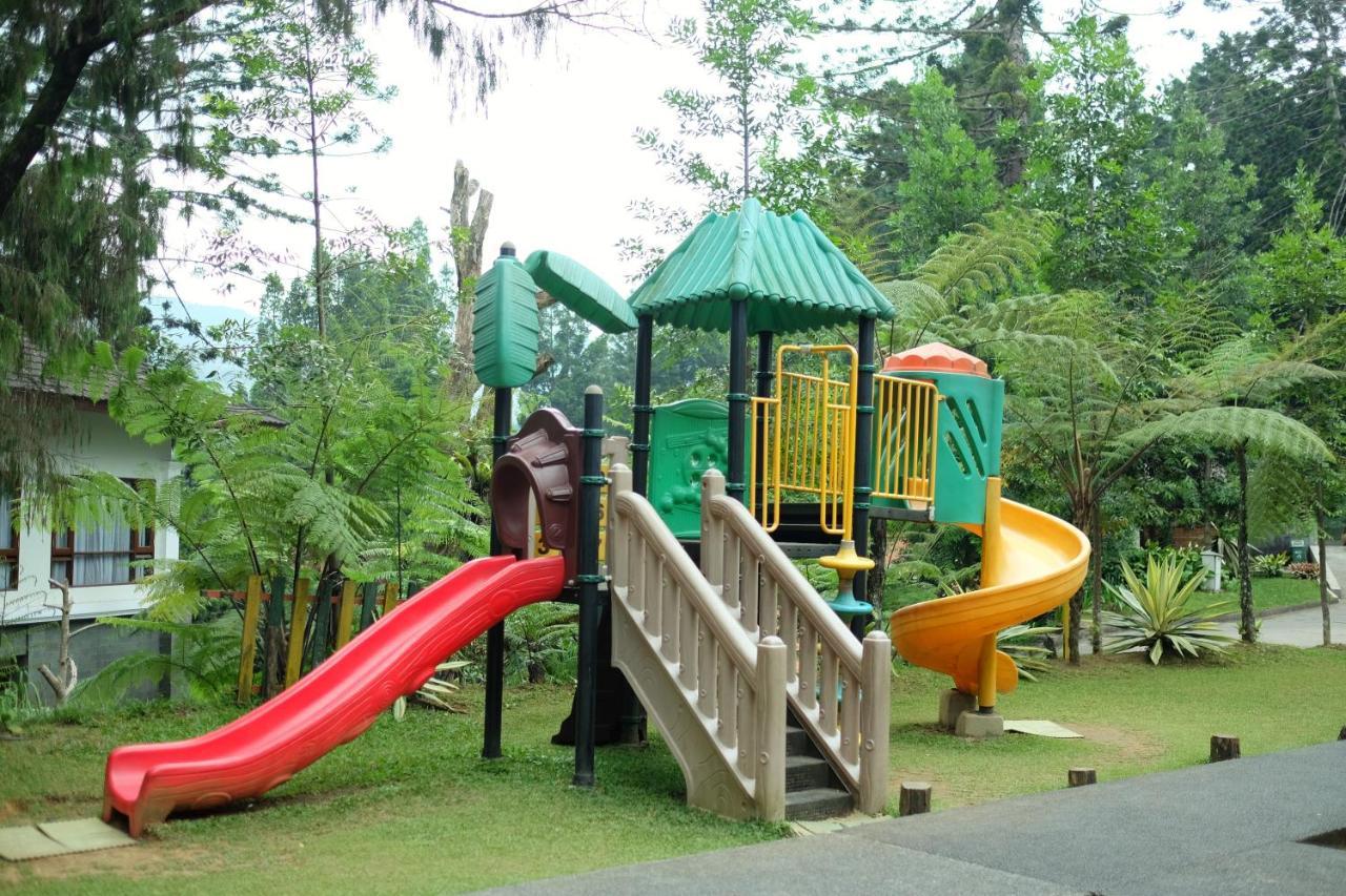 פונקאק The Grand Hill Resort-Hotel מראה חיצוני תמונה