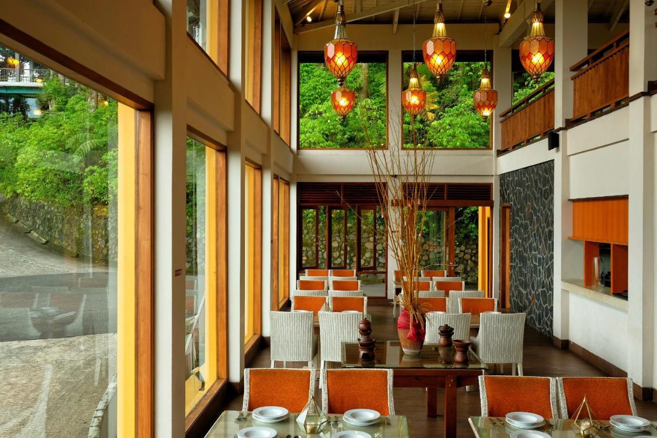 פונקאק The Grand Hill Resort-Hotel מראה חיצוני תמונה
