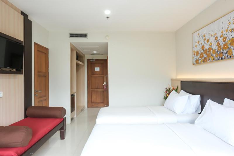 פונקאק The Grand Hill Resort-Hotel מראה חיצוני תמונה